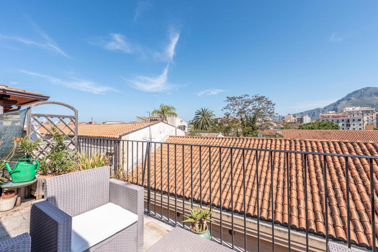 Schiavuzzo Apartment With Terrace By Wonderful Italy パレルモ エクステリア 写真